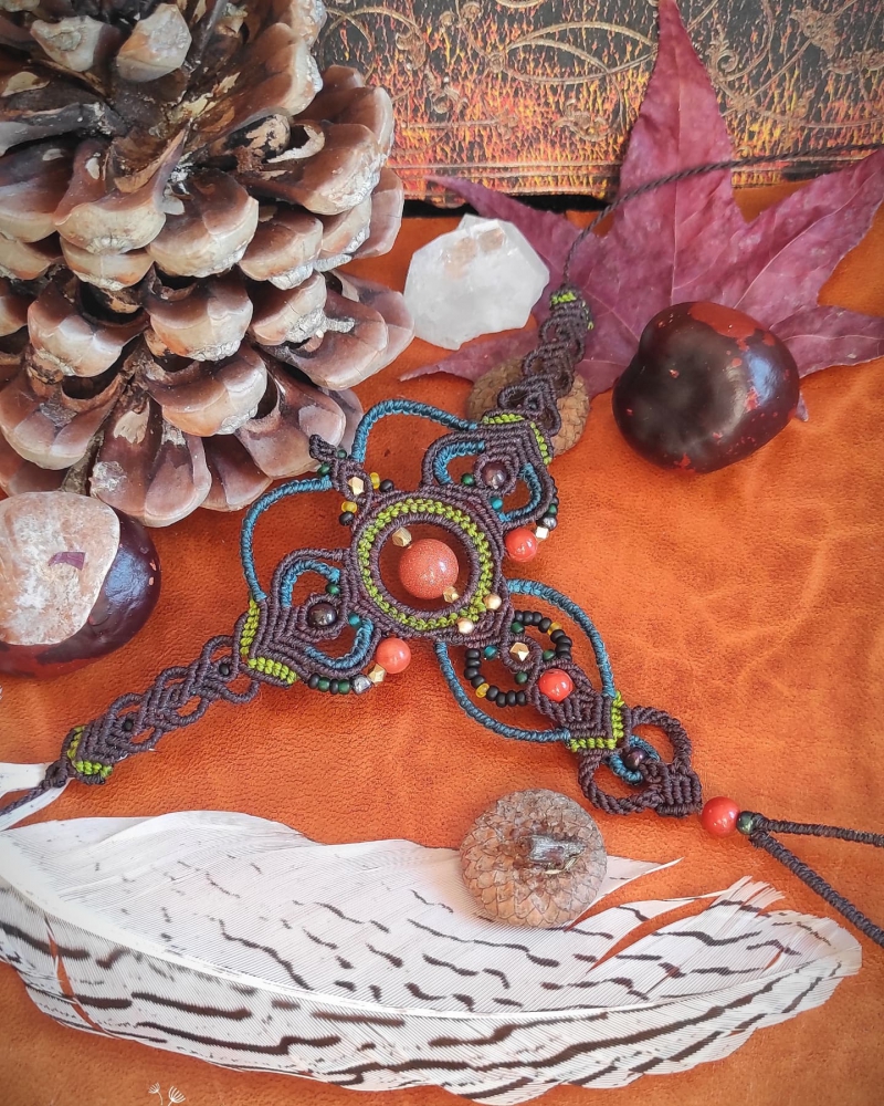 Bracelet main